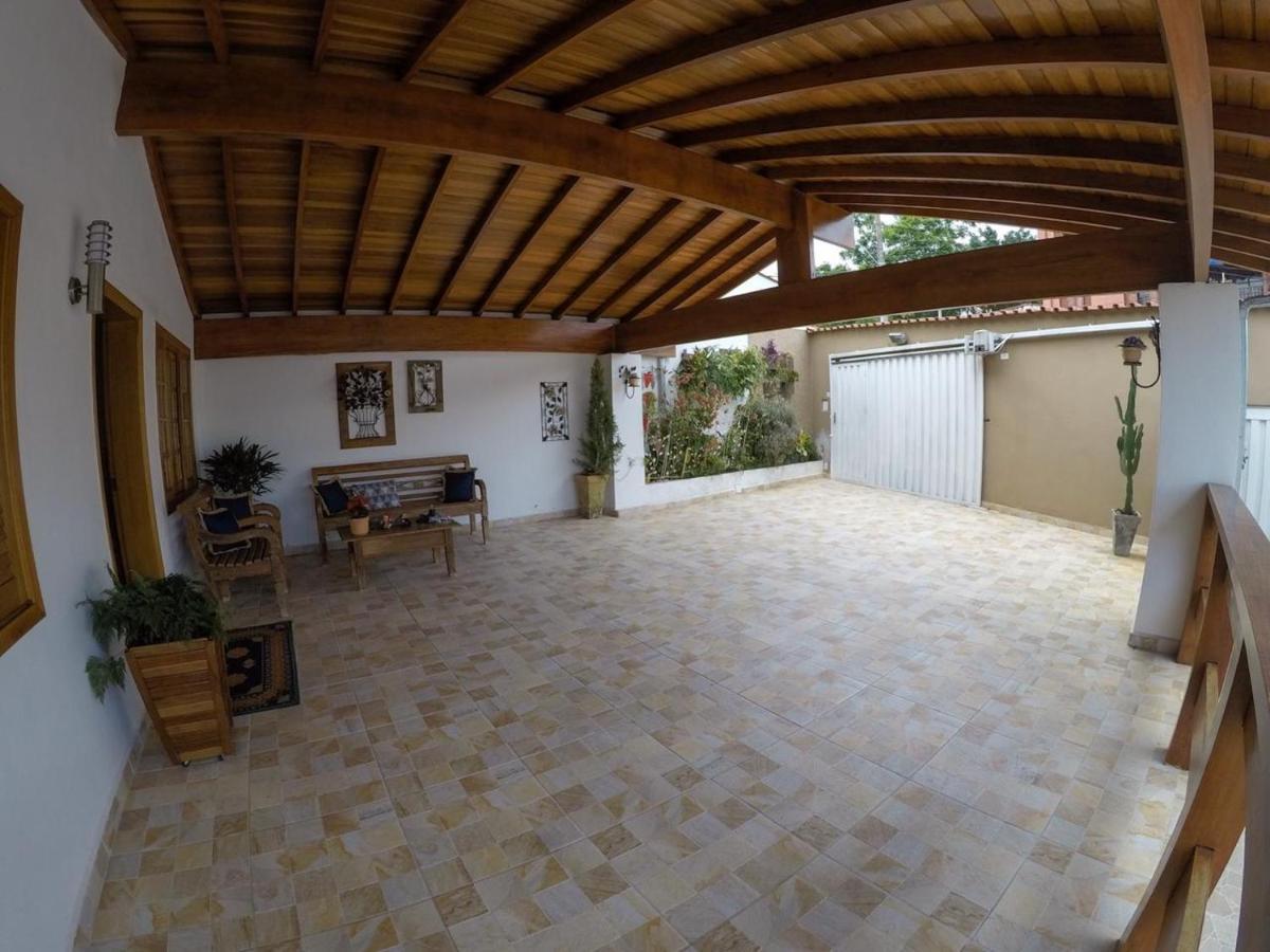 Corona Hostel Poços de Caldas Екстериор снимка
